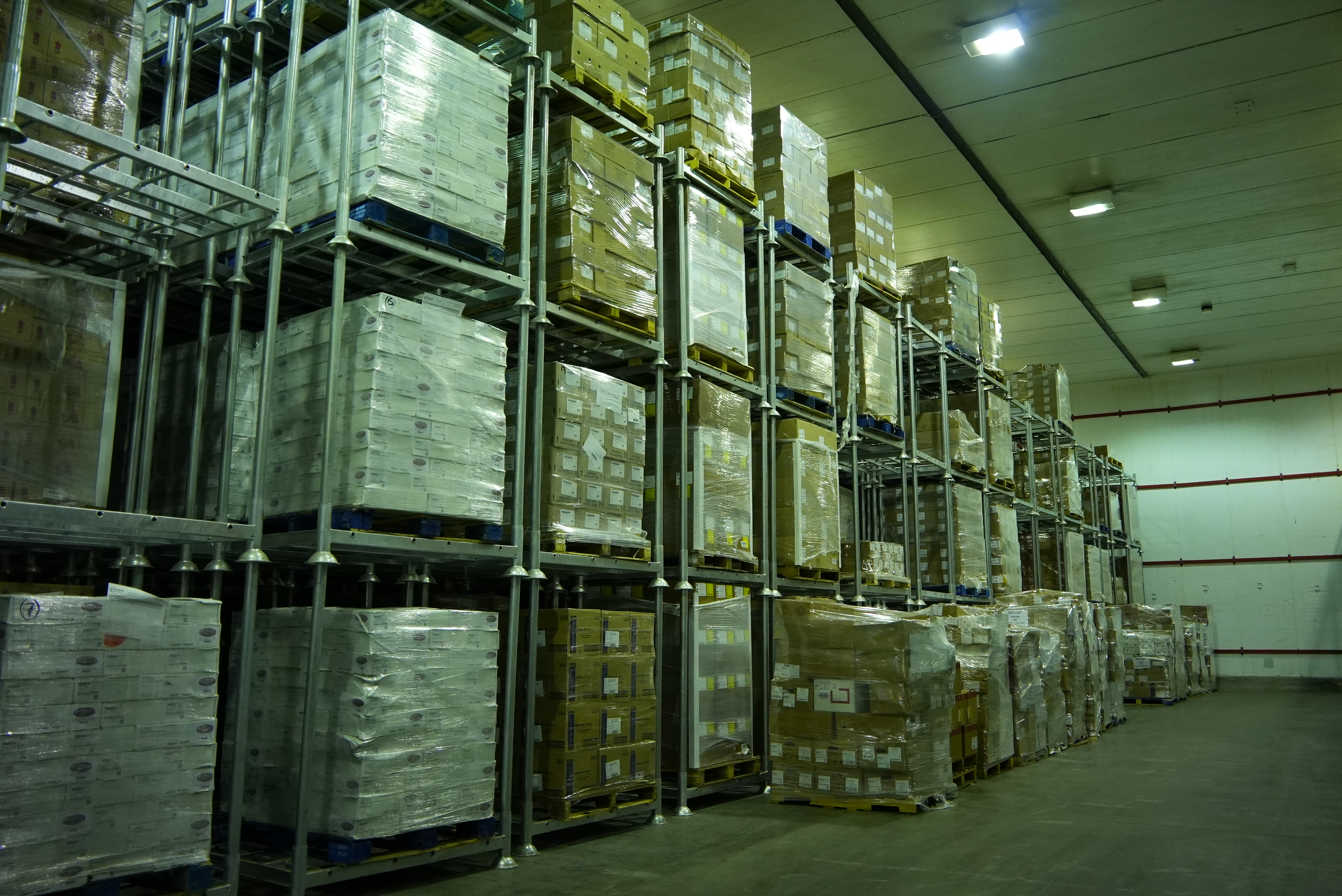 /img/services/refrigerated-storage-warehouse/DSC03108.JPG33